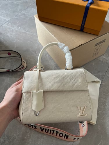 LV BAG