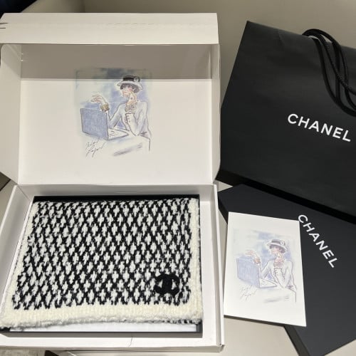 CHANEL SCARF