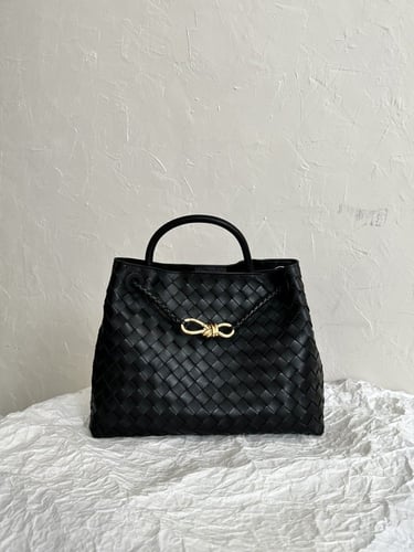 BOTTEGA VENETA Black Small Andiamo Bag
