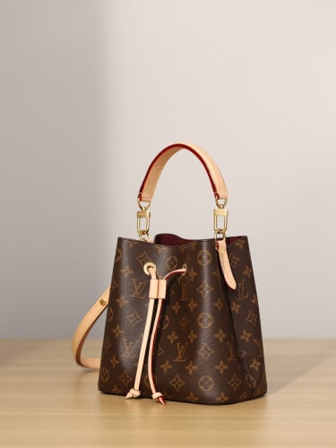 LV BAG