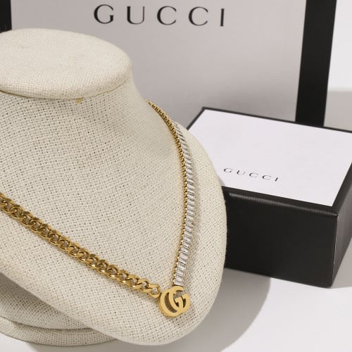 سلسال قوتشي مطلي ذهب