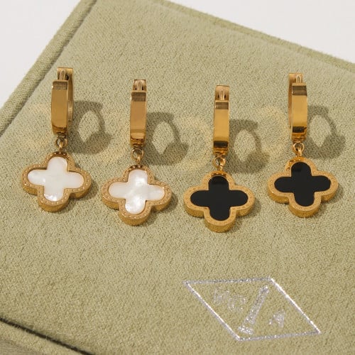 حلق فان كليف مطلي ذهـب