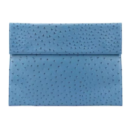 Pouch باوتش - حفر الاسم مجاني