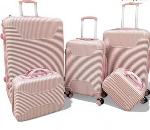 طقم شنط سفر لايت بنك 5 قطع مختلفة المقاسات | أكيات...