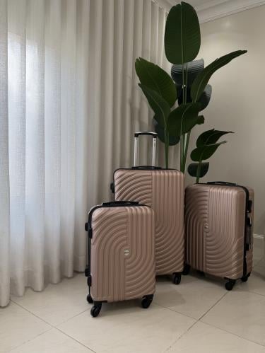 شنط سفر جديد من اكيات ثلاث قطع | روز قولد