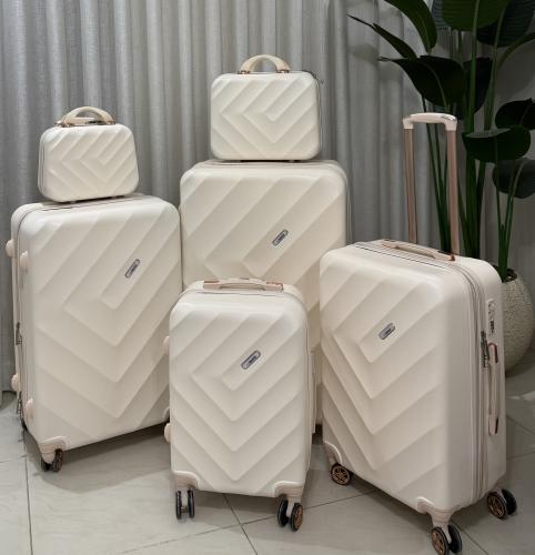 طقم شناط سفر ٦ قطع مناسبة للعرسان | بيج