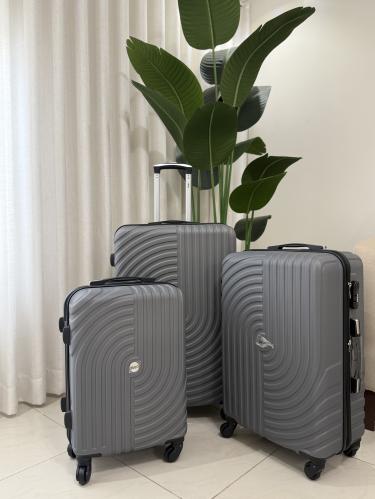 شنط سفر جديد من اكيات ثلاث قطع | دارك قري