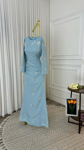 فستان Royal Sky – الأناقة السماوية بتطريز فاخر