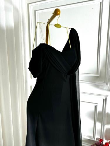 فستان من هلو للفساتين