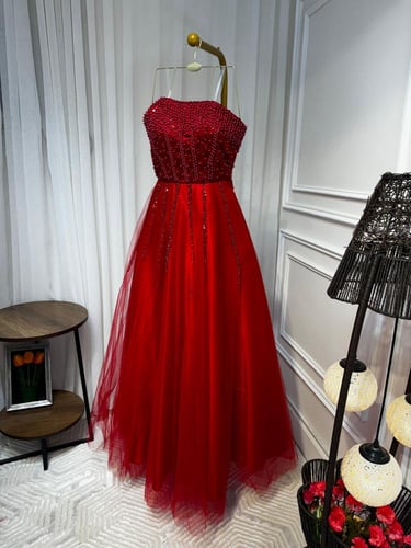 فستان الخامه: تل دبل قماش + مبطن سلا+ قماش ترتر+ ت...