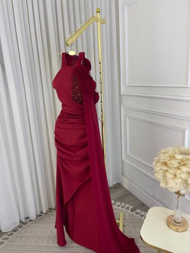 فستان سهرة خمري بكتف واحد وتطريز يدوي فاخر – Burgu...