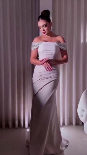 فستان الخامه: تفته استرتش + تطريز يدوي كرستال