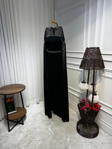 فستان الخامه: كريب استرتش+ تطريز يدوي