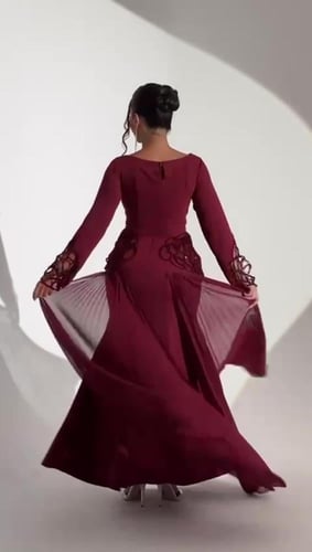 فستان الخامه: لكرا استرتش + شيفون جورجيت بليسيه +...