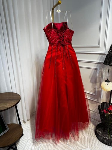 فستان الخامه: تل دبل قماش + مبطن سلا+ قماش ترتر+ ت...