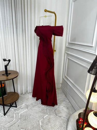 فستان لمسة الملوك – Royal Grace Dress