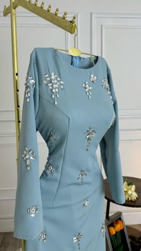 فستان Royal Sky – الأناقة السماوية بتطريز فاخر