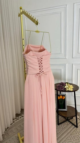 Pink Muse – فستان بينك ميوز