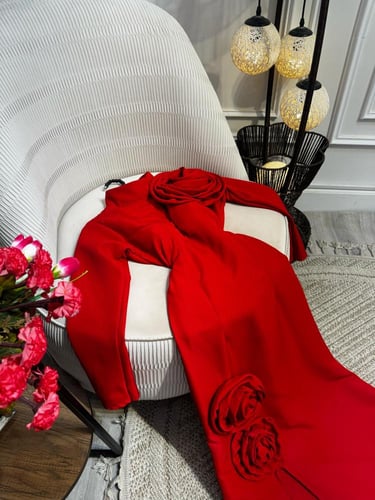 فستان من الخامه /باربي