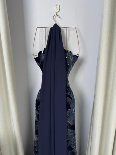 فستان سهرة كحلي مطرز فاخر مع شال جورجيت – Hello No...