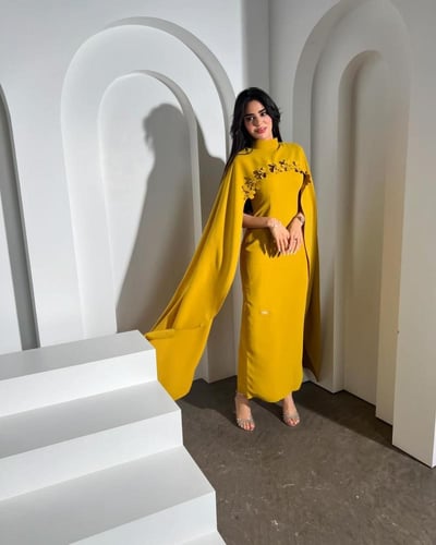 فستان من لخامه /: باربي قطعتين مبطن - تطريز ورد قص...