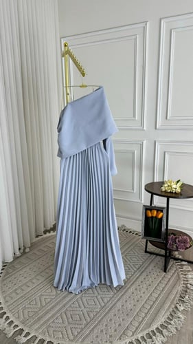 فستان Serenity Flow – نعومة الأمومة وأناقة المناسب...