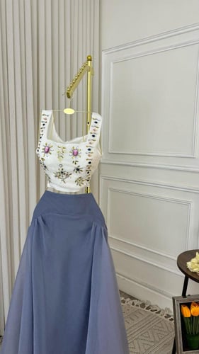 فستان غريس المطرز – Grace Embellished Dress