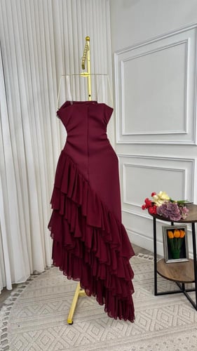 اسم المنتج: Garnet Allure | غارنيت ألور