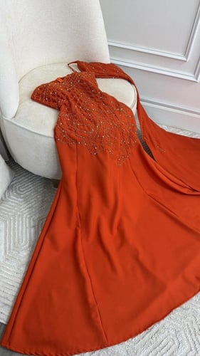 فستان ناري بتطريز كرستال فاخر – Fiery Crystal Embr...