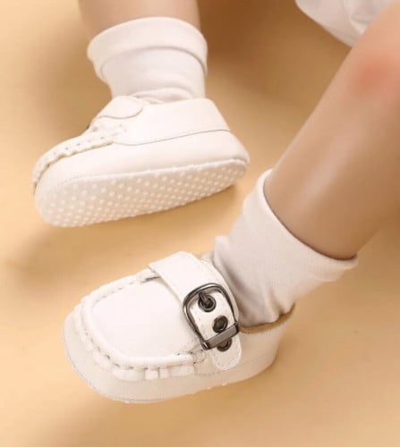 جزم اطفال اولاد ابيض