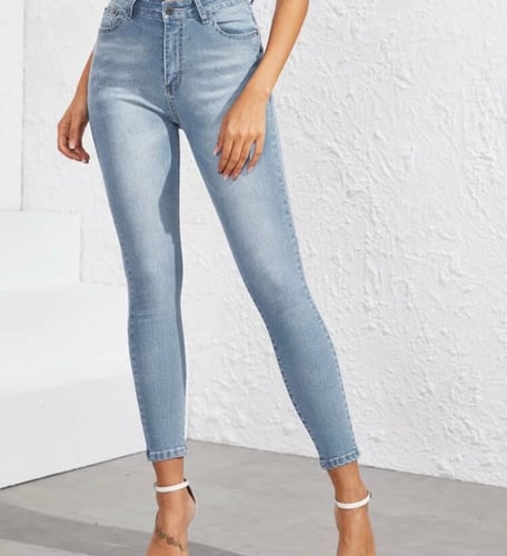 بنطلون جينز نحيل