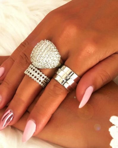 طقم خواتم لون فضي