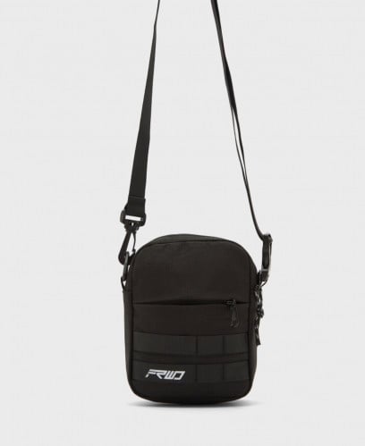 شنطة بحمالات طويله