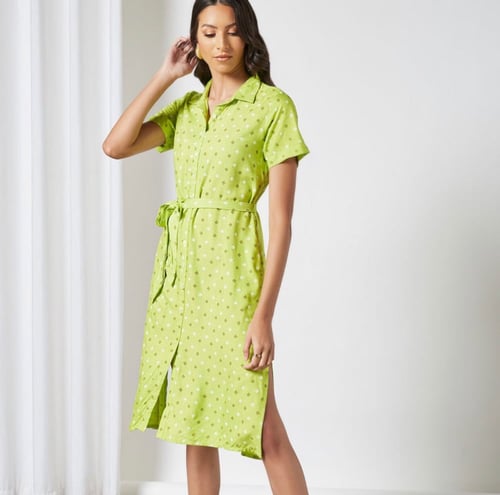 فستان متوسط الطول