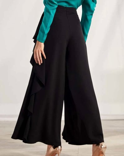 بنطلون واسع اسود