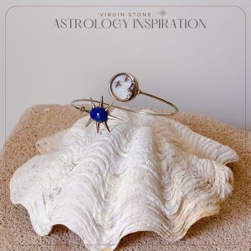 اسوارة القمر و النجم الأزرق