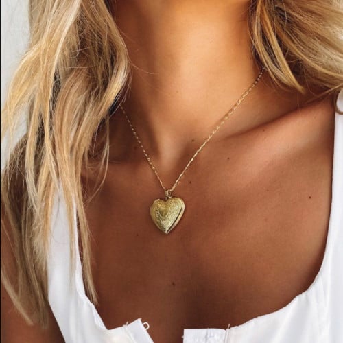 عقد القفل بصوره