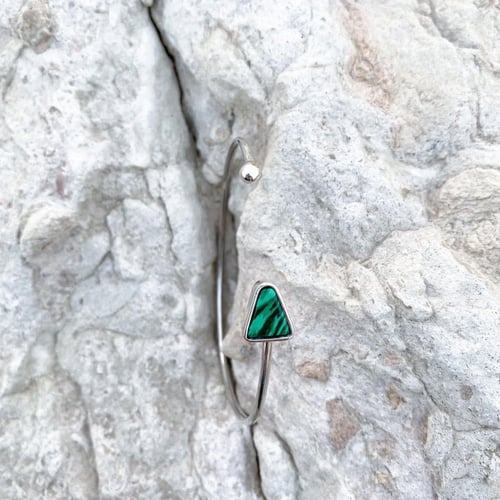 أسوارة الملاكايت الفضه