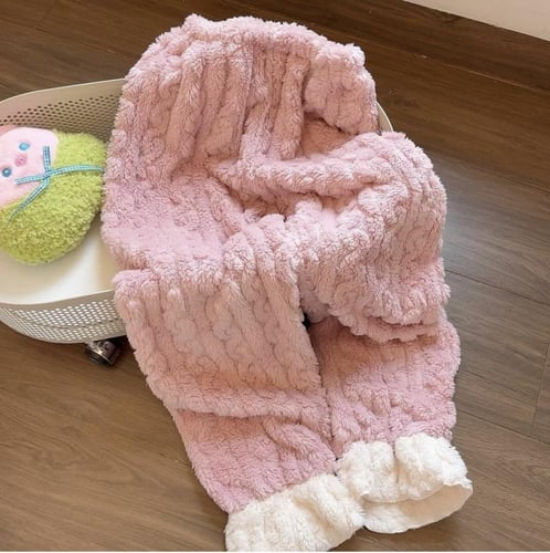 بجامه هيلو كيتي