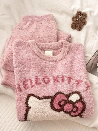 بجامة هيلو كيتي