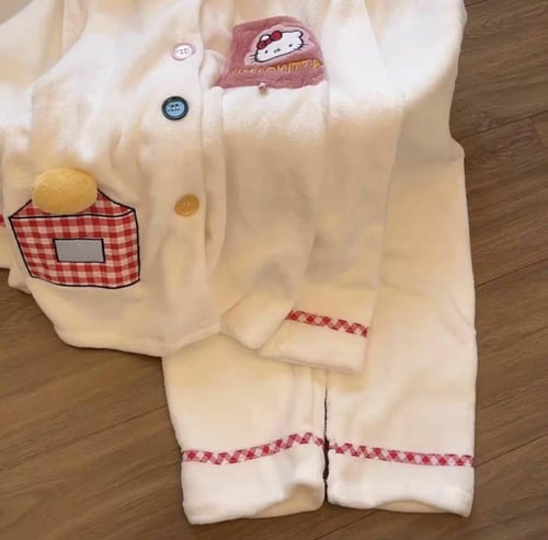 بجامه هيلو كيتي