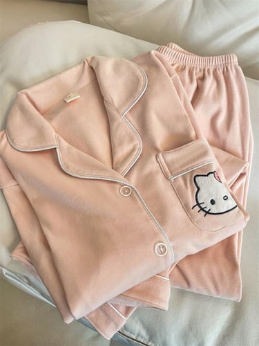 بجامة هيلو كيتي