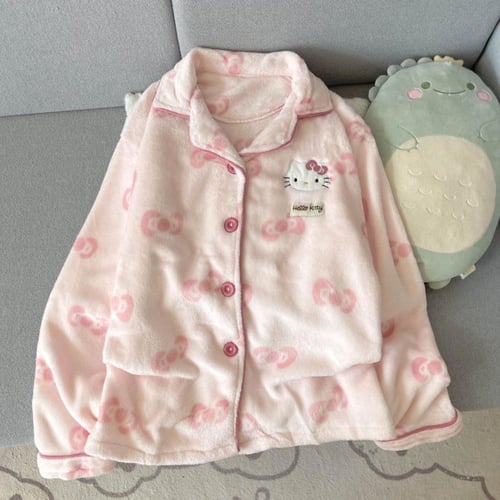 بجامة هيلو كيتي
