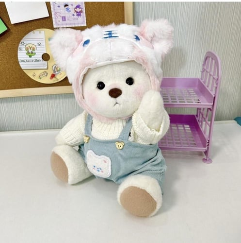 دمية دب مع طقم ملابس