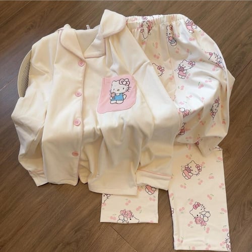 بجامه هيلو كيتي