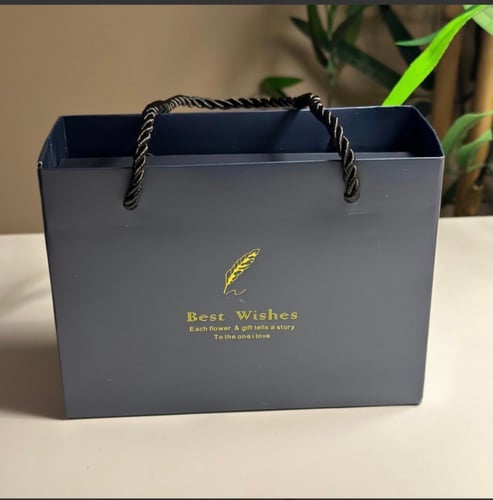 قلادة مع تغليف