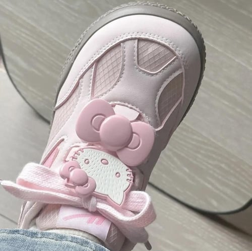 حذاء هيلو كيتي