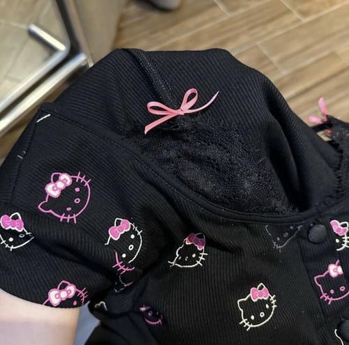 بجامة هيلو كيتي