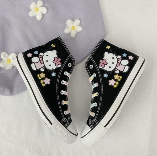 شوز هيلو كيتي
