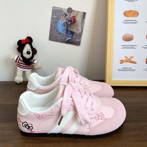 شوز هيلو كيتي